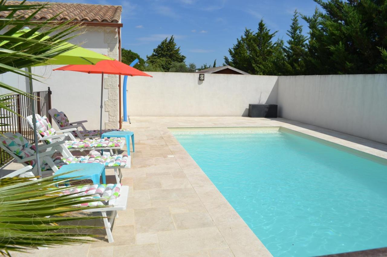 Joli Appartement Au Calme Entre Nimes Et Avignon Meynes Zewnętrze zdjęcie